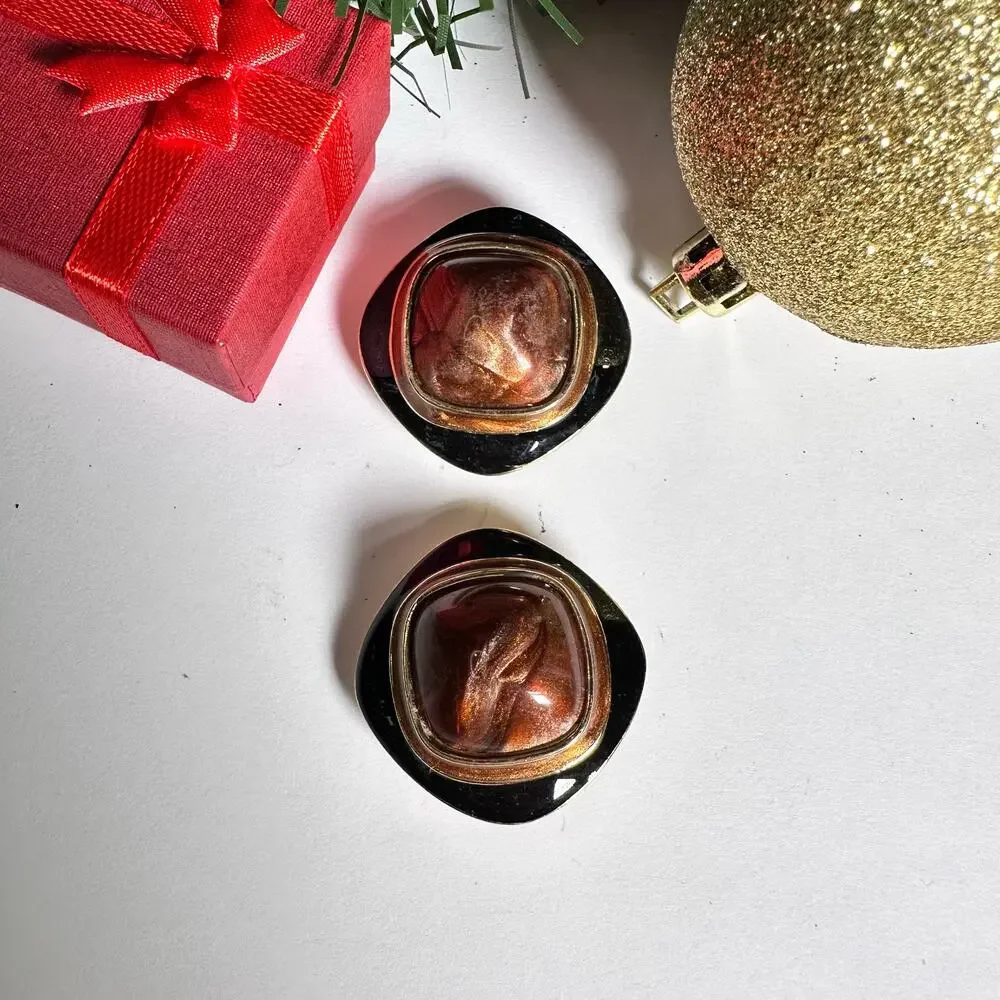 Clip on earrings